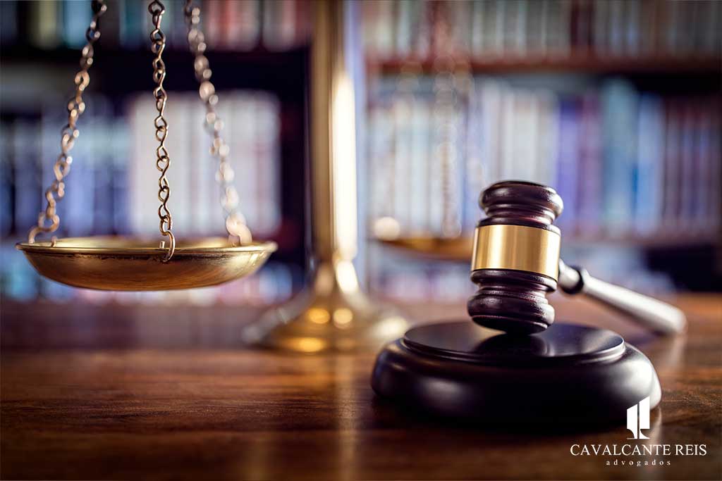 REFLEXO DA ABSOLVIÇÃO CÍVEL POR IMPROBIDADE ADMINISTRATIVA NA ESFERA PENAL